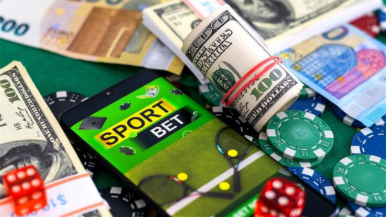 Jump into action with our live game shows hosted by entertaining real-time dealers. 40 Jump into action with our live game shows hosted by entertaining real-time dealers. 40
